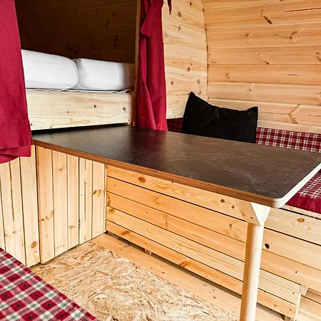 Das Wiesenhaus Wohnen Im Schlaffass Cologne Extérieur photo